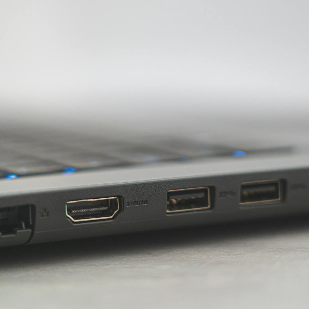 Lenovo Legion Y700